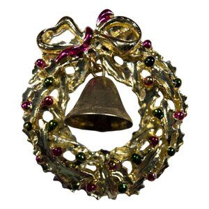 Vtg Gold-Tone Christmas Wreath Brooch Dangling Bell holiday Womens Jewelry
